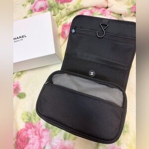 CHANEL Elegant Black Organizer Travel Bag NEW